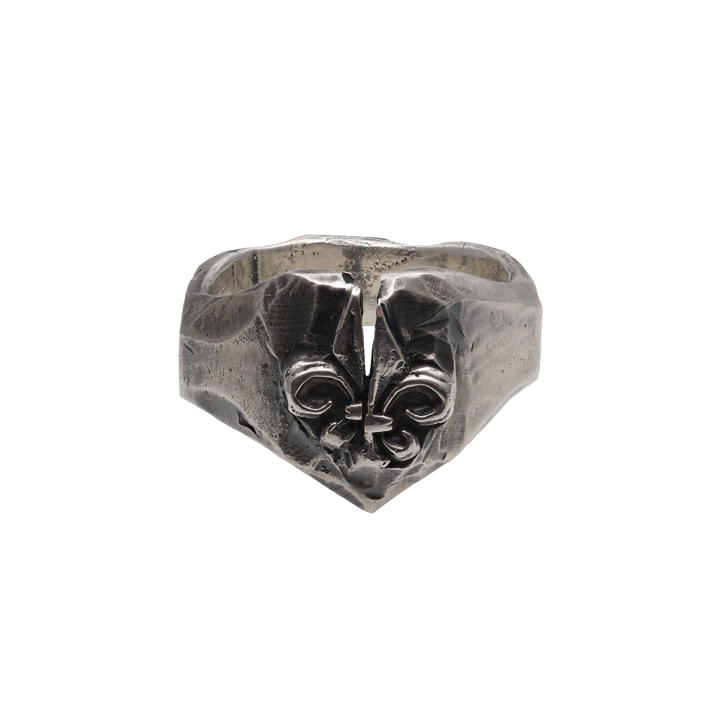 King Arthur's Knight Silver Signet Ring features a fleur-de-lis on a Shattered shield- A Tribute to Arthurian Legends