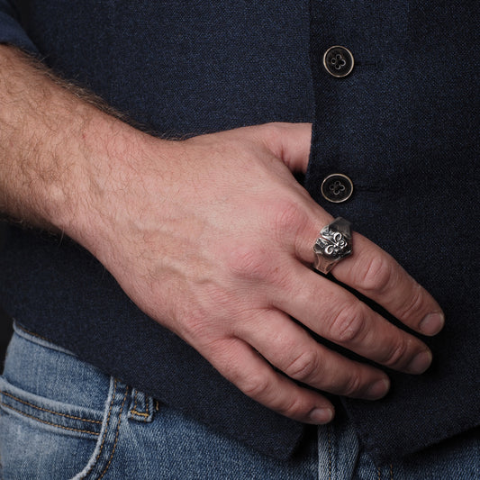 King Arthur's Knight Silver Signet Ring features a fleur-de-lis on a Shattered shield- A Tribute to Arthurian Legends