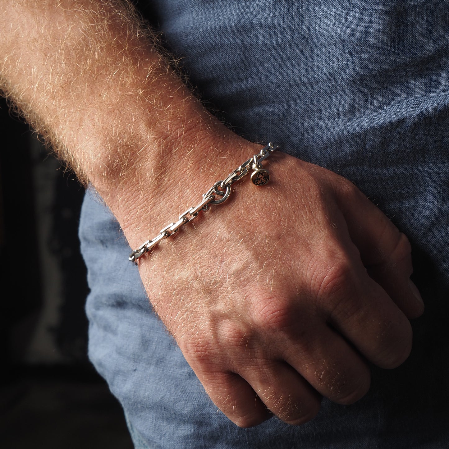 Venice Anchor Weave Chain Bracelet - Handmade with Personalized Seal and Exclusive Clasp