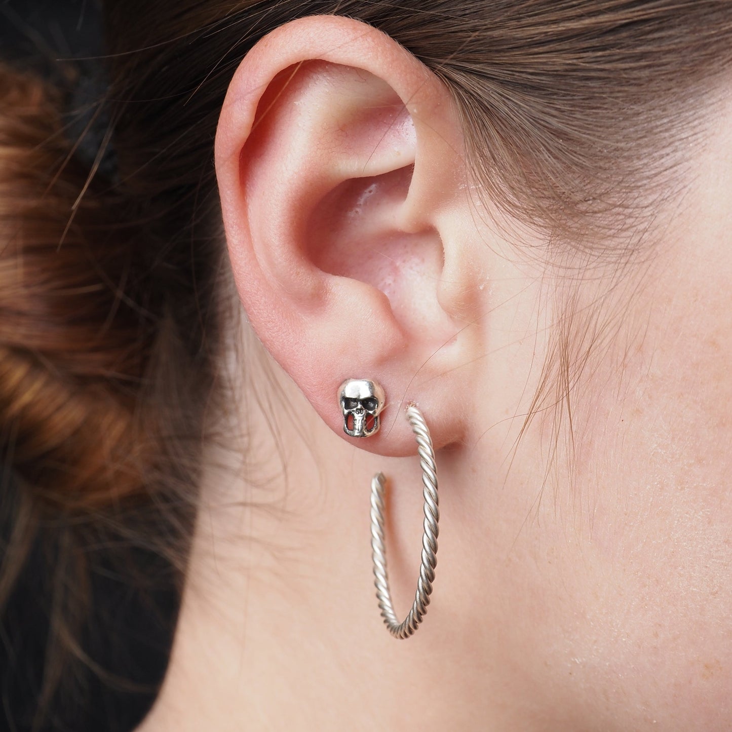 Black Diamond Pirate Skull Stud Earrings - Adventure-Inspired Jewelry for Any Occasion