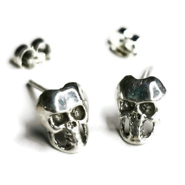 Black Diamond Pirate Skull Stud Earrings - Adventure-Inspired Jewelry for Any Occasion