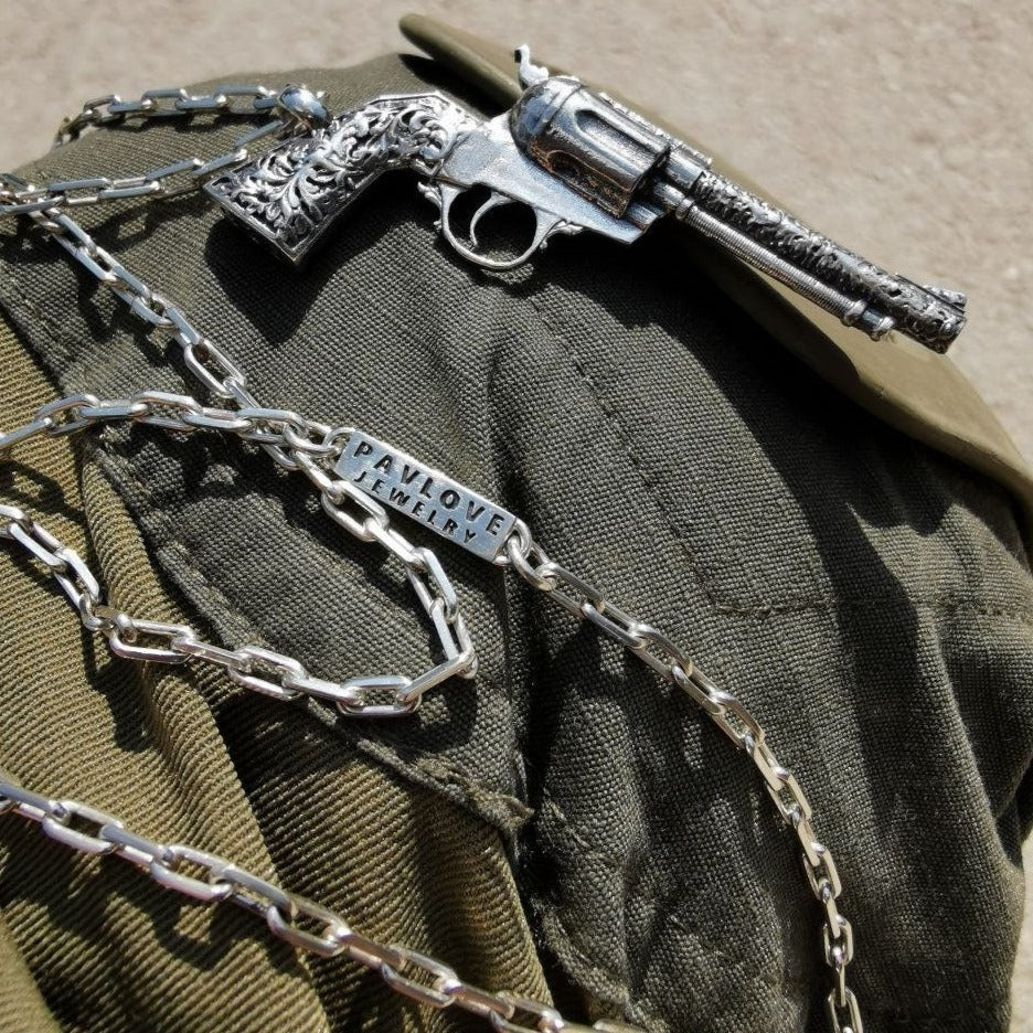 Colt revolver necklace in silver, wild old west jewelry for men