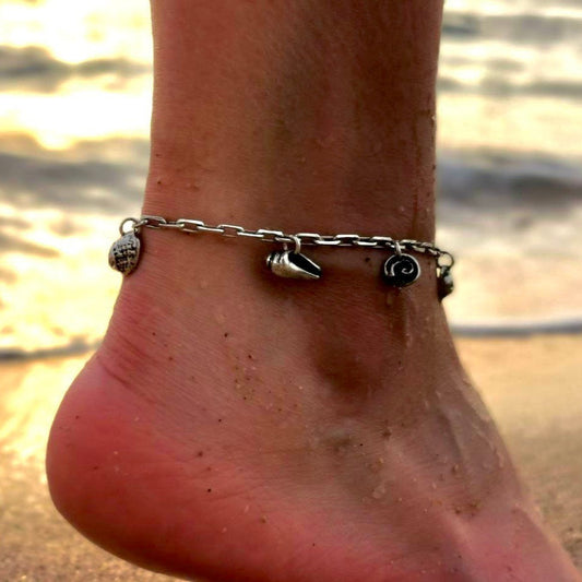 Summer SeaShell Anklet: Elegant Bracelet with Silver Cast Charms