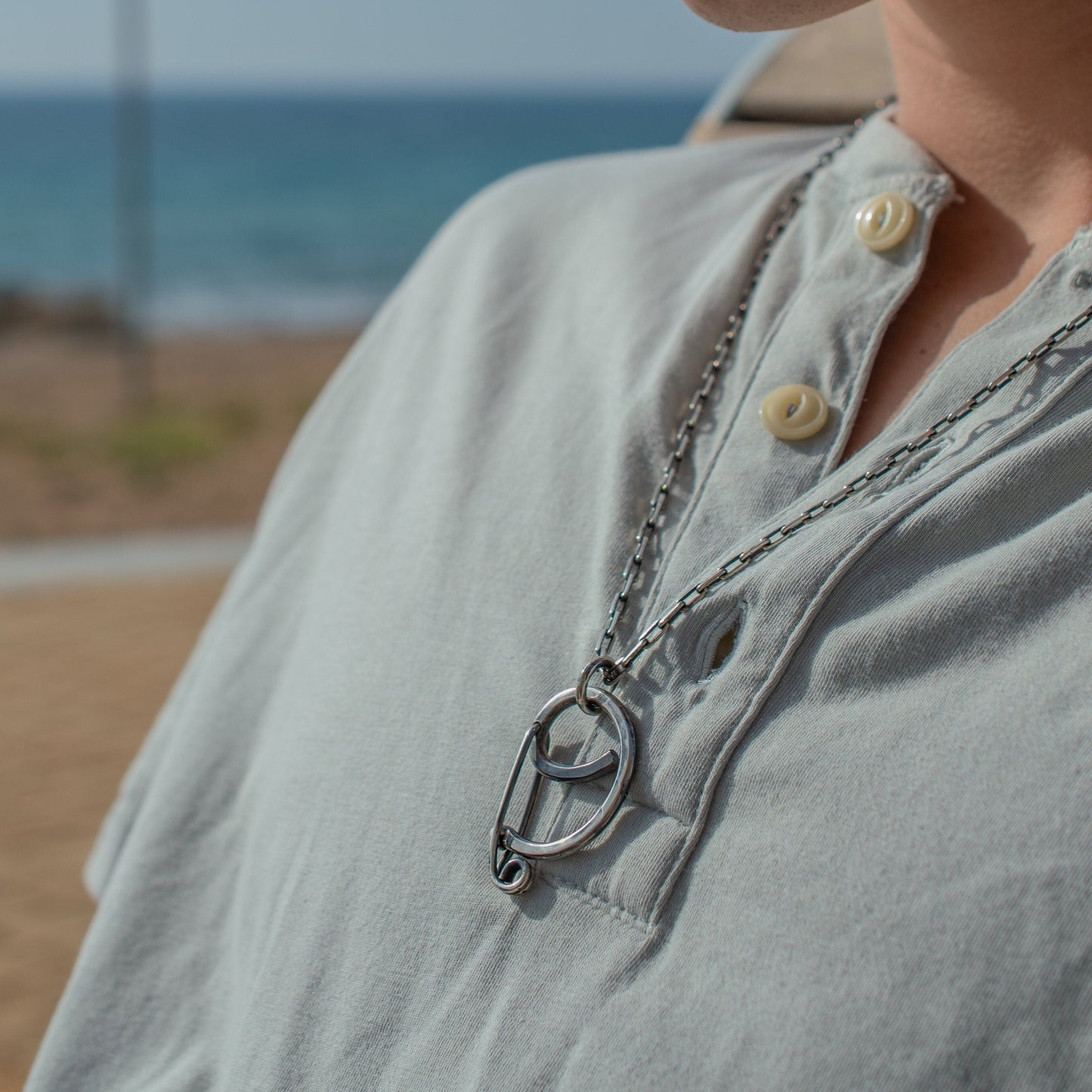 The Elegant Wedding Ring Holder Necklace - A Thoughtful Gift for Doctors
