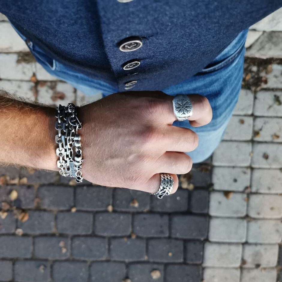 Stunning and Secure Handmade Moscow Bit Bracelet with Unique Clasp Design