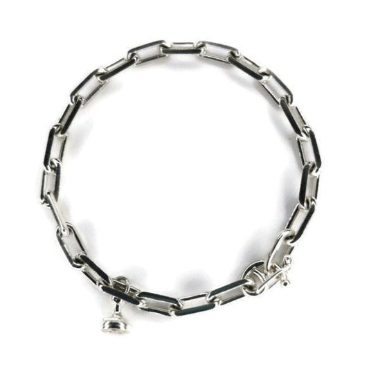 silver chain link bracelet