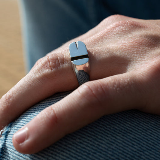 Geometric Avant-Garde Ring - A Minimalist Masterpiece