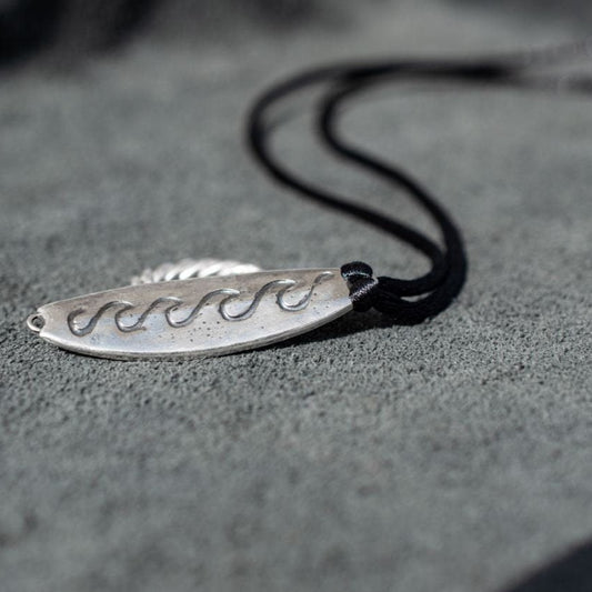 Silver Surfboard Necklace - Perfect Gift for Surf Enthusiasts